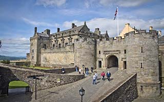 Stirling-Castle-Loch-Lomond-and-Whisky