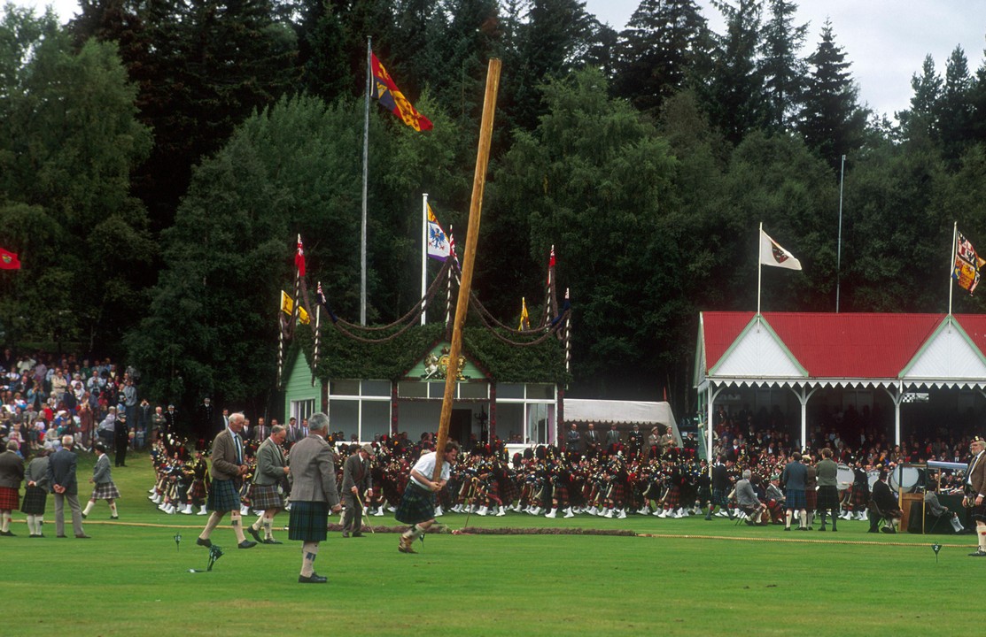 Tossing the Caber