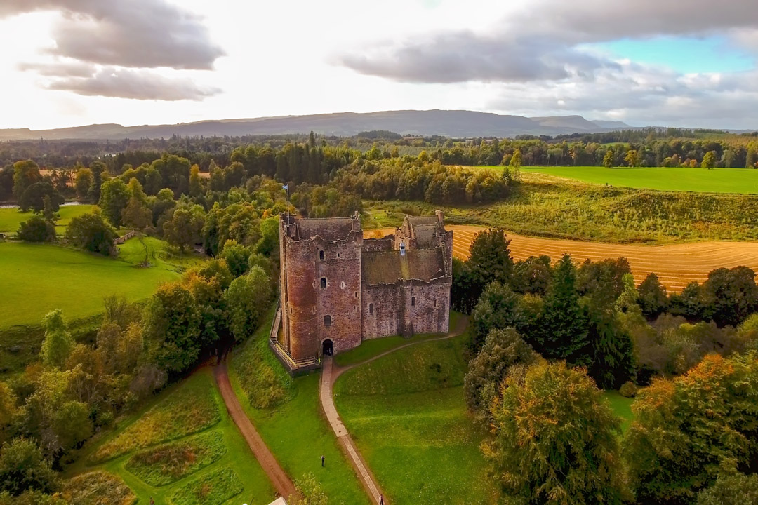 Castles and Lochs of the Western Highlands with local pick-up