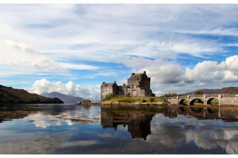Postcard image of Eilean Donan Castle