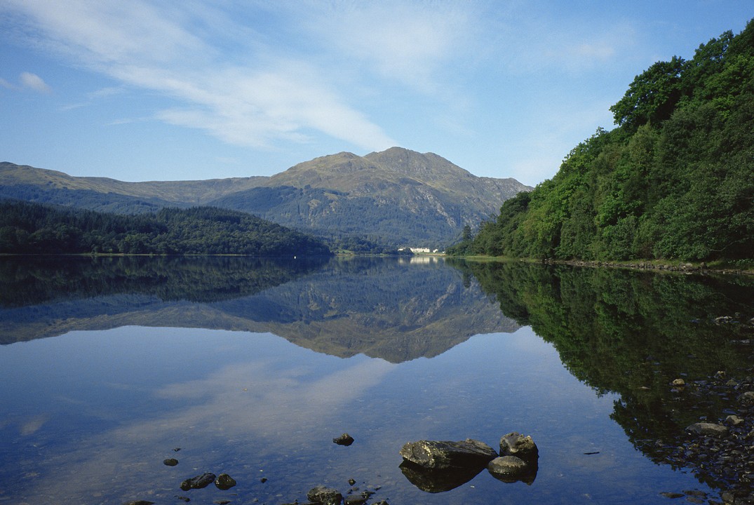 Loch Lomond, The Highlands and Stirling Castle with local pick-up