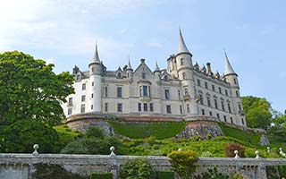 Dunrobin-Castle-and-the-Northern-Highlands